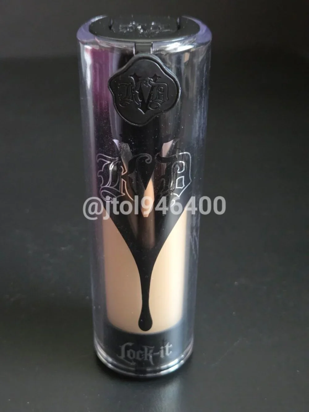 Kat Von D Medium 45 Neutral Lock It Foundation